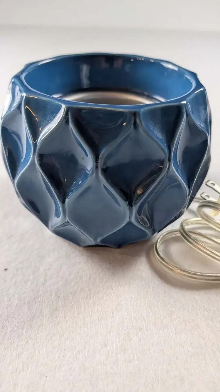 Yankee Candle Wax Warmer Electric Timer Blue SPW-100 Intertek Modern Pottery Wor